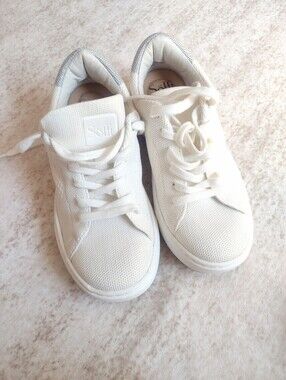 Söfft - White Waylyn Lace up Sneaker, Size 6.5 M